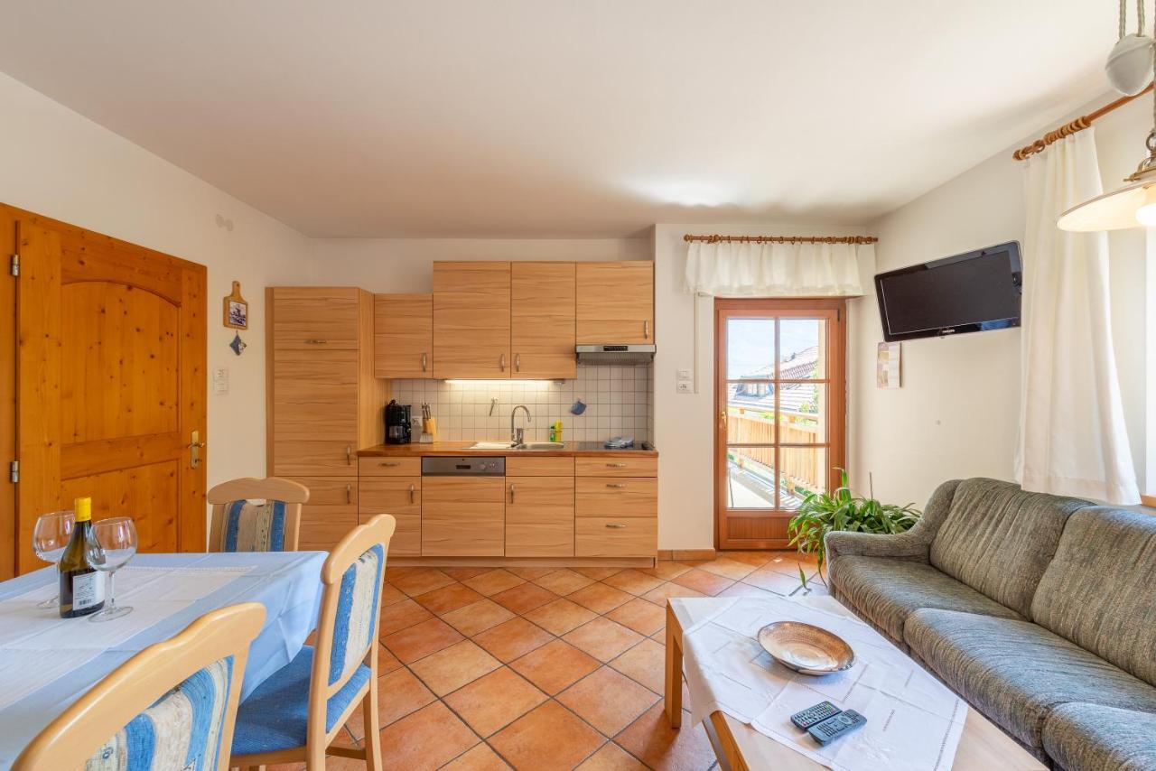 Haus Bellutti Apartment Термено Екстериор снимка